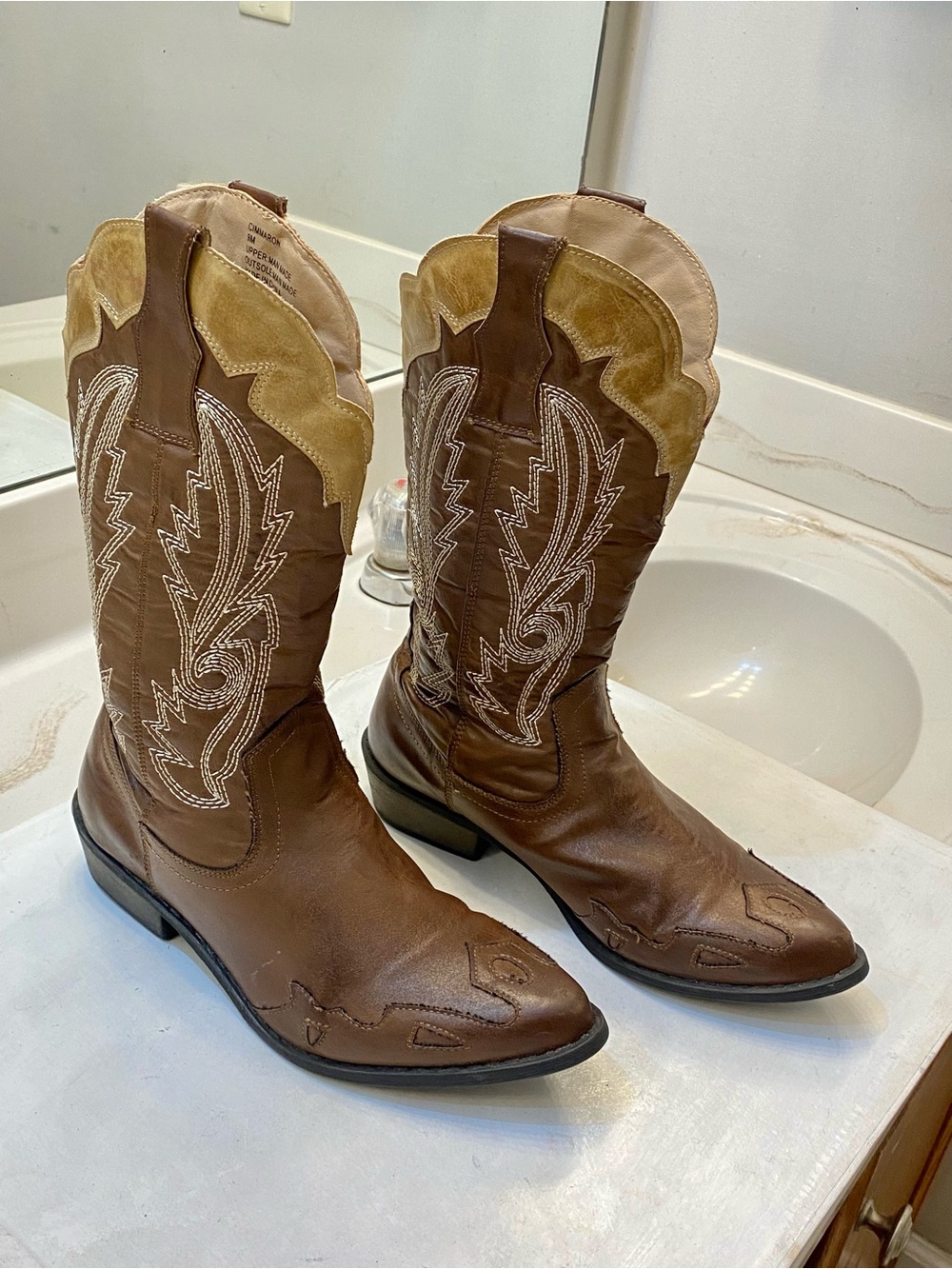 Coconuts by Matisse women western cowboy boot Size 9 M good condition